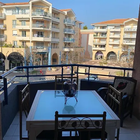Studio Confort Port De Frejus Exterior photo